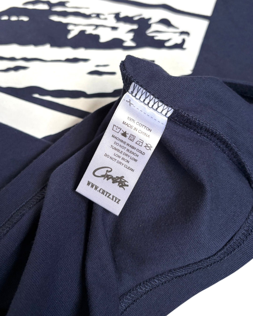 Corteiz 'Lundun' Graphic T-shirt Navy Blue Medium